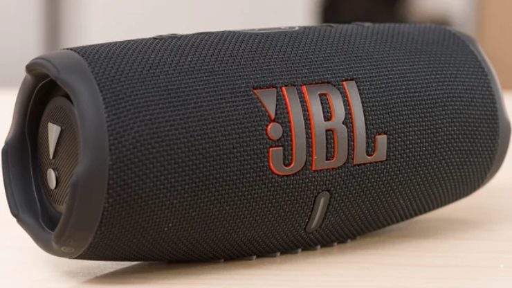 cassa JBL