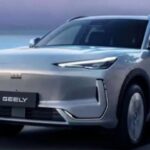 Geely EX5 su strada