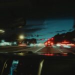 Guidare l'auto di sera