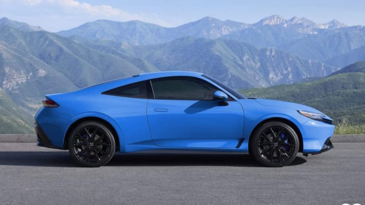 Honda Prelude in strada