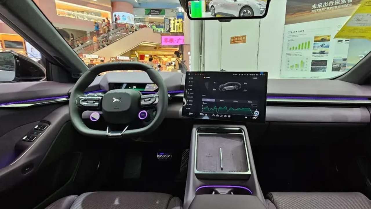 Interni XPeng P7