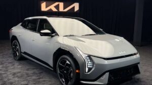 Kia EV4