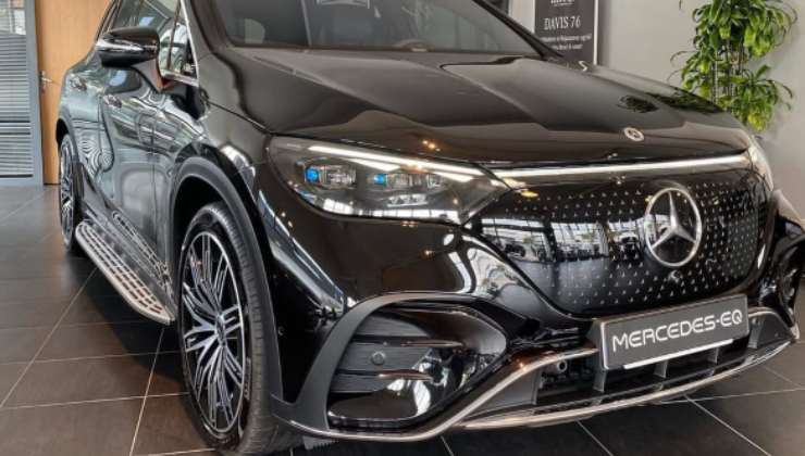 Mercedes EQE