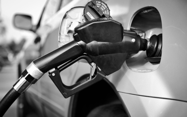 Pompa di benzina dentro al serbatoio