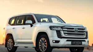 Toyota Land Cruiser fronte