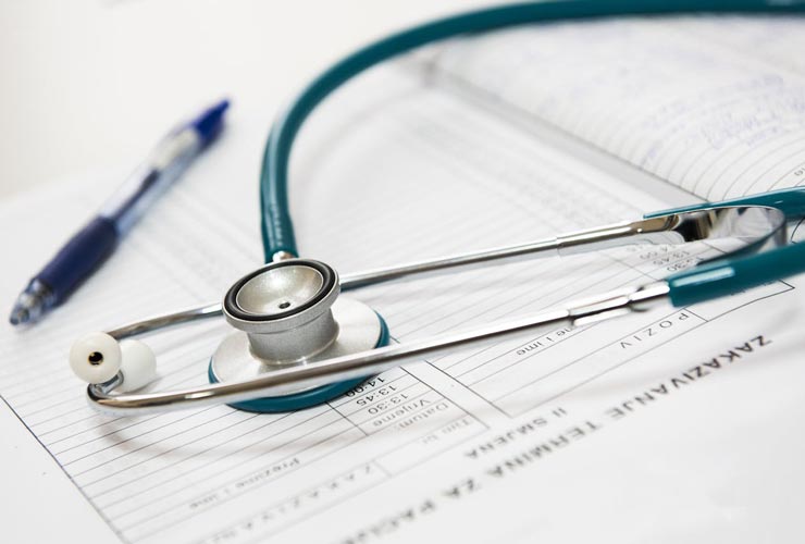 Visita-medica-patente-Foto-di-Pixabay-su-Pexels-MobilitàSostenibile