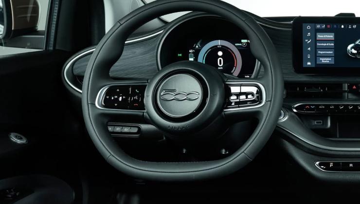 Volante Fiat 500e
