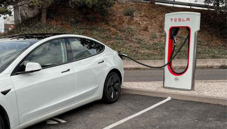 Supercharger Tesla