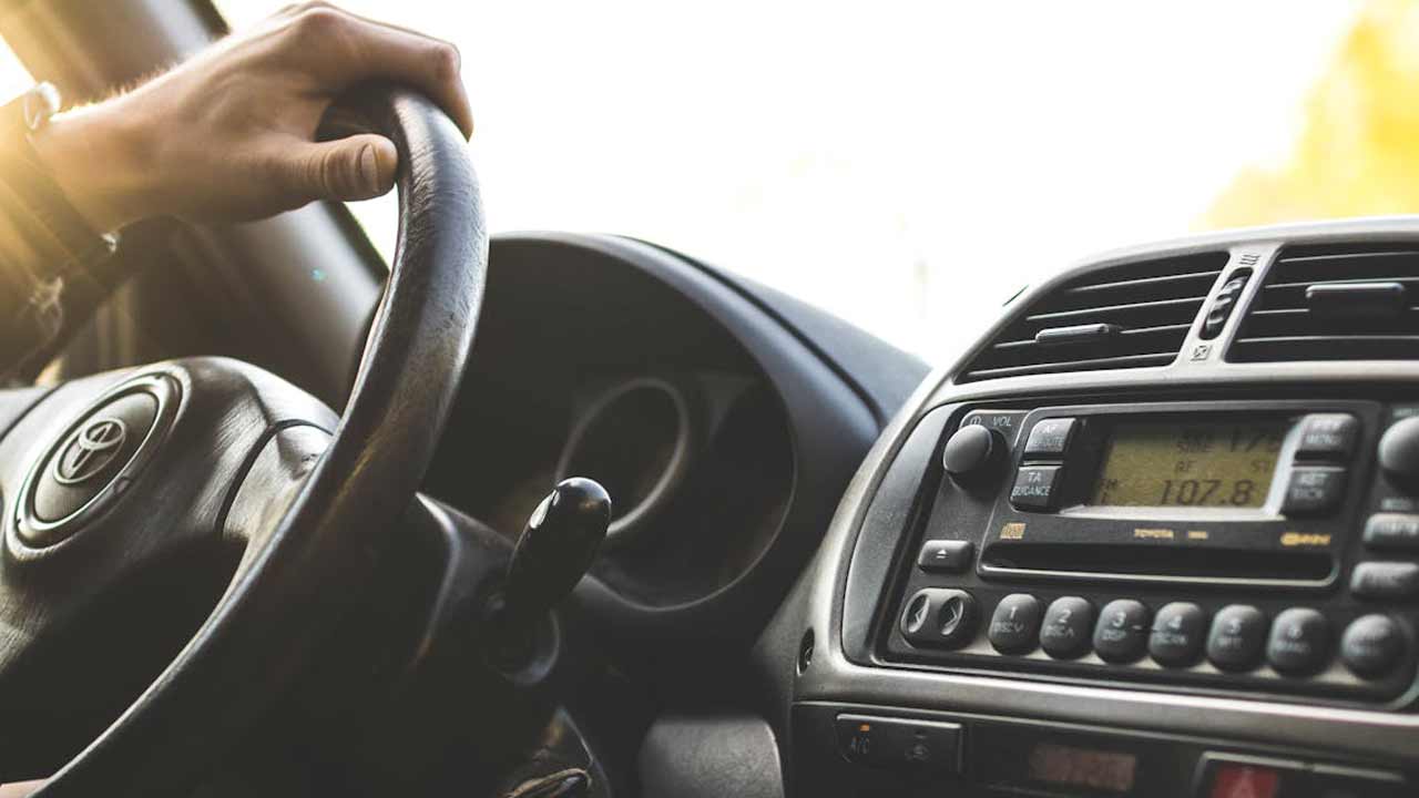 Automobile-Foto-di-Sindre-Fs-da-Pexels-MobilitàSostenibile