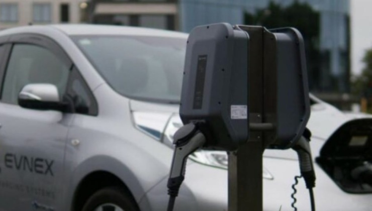 Caricatori auto elettrica