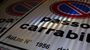Cartello passo carrabile