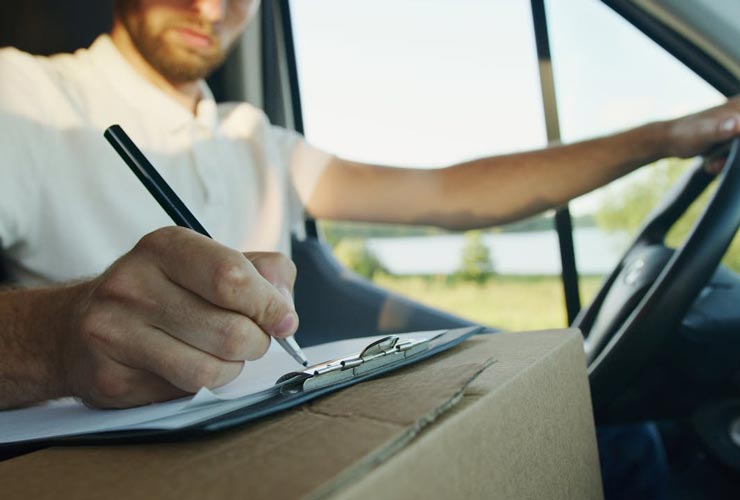 Documento-guida-professionale-Foto-di-Artem-Podrez-su-Pexels-MobilitàSostenibile