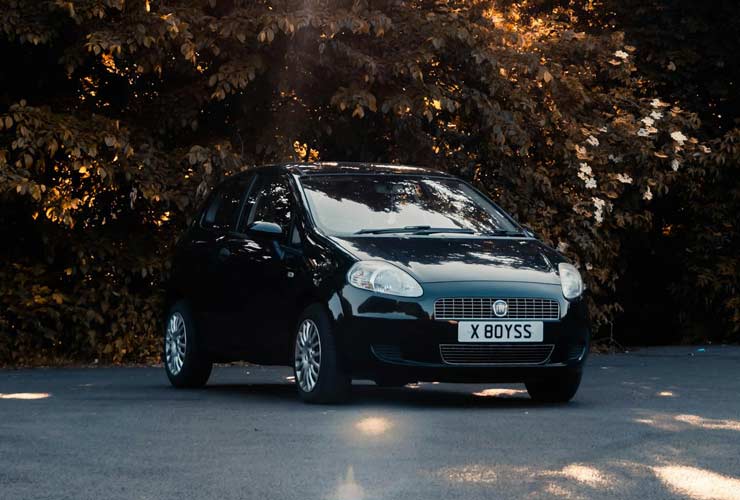 Fiat-Punto-Foto-di-Adrian-Pjetri-da-Pexels-MobilitàSostenibile