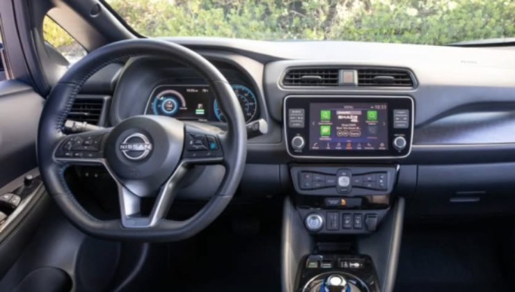 Interni Nissan Leaf
