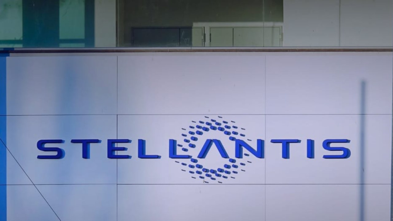 La tentazione di Stellantis: vendere auto cinesi con marchi europei | Opel nel mirino