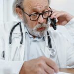 Medico-Foto-di-Tima-Miroshnichenko-da-Pexels-MobilitàSostenibile.it