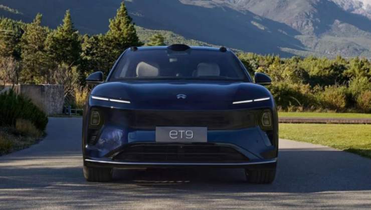 Nio ET9 in strada