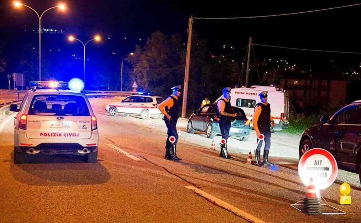 Posto di blocco notturno