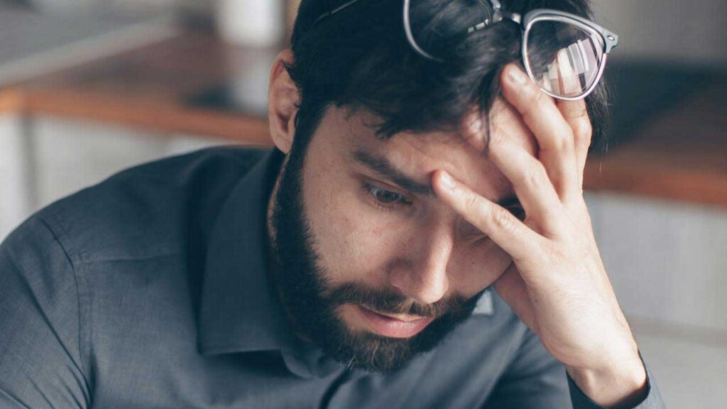 Preoccupazione-Foto-di-Mikhail-Nilov-da-Pexels-MobilitàSostenibile