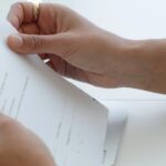 Raccomandata-ricevuta-Foto-di-Kampus-Production-da-Pexels-MobilitàSostenibile.it