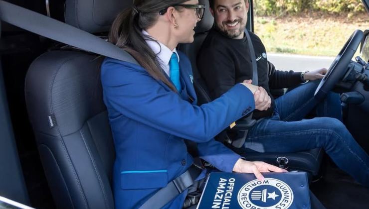 Record Kia PV5 Cargo