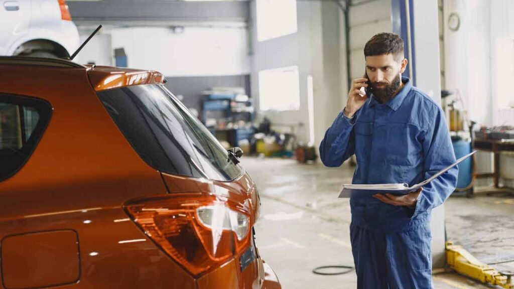 Revisione-auto-Foto-di-Gustavo-Fring-da-Pexels-MobilitàSostenibile.it