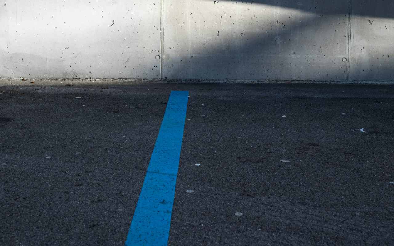 Striscia blu parcheggio
