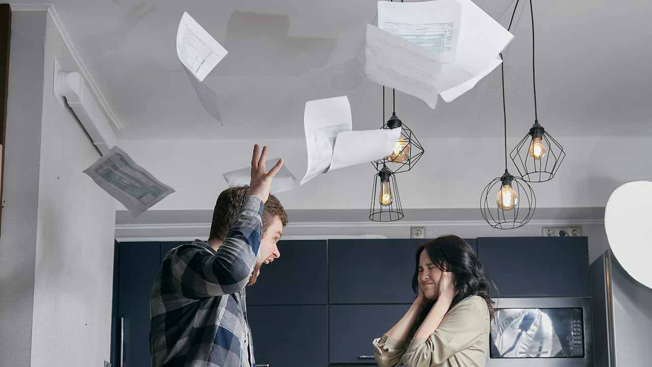 Tasse-Foto-di-Mikhail-Nilov-da-Pexels-MobilitàSostenibile