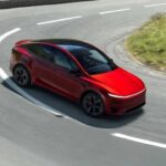 Tesla in strada