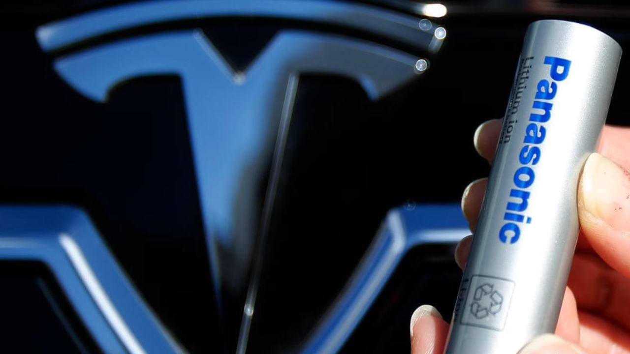 Tesla e Panasonic