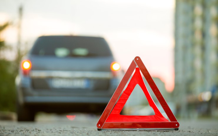 Triangolo auto