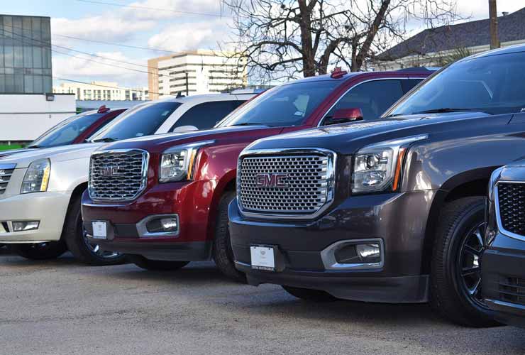 Concessionaria-auto-Foto-di-F.-Muhammad-da-Pixabay-MobilitàSostenibile