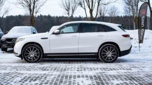 Pneumatici-invernali-Foto-di-Ivan-Kazlouski-da-Pexels-MobilitàSostenibile.it