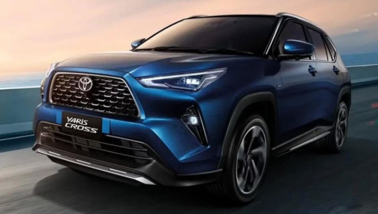 Toyota Yaris Cross in strada