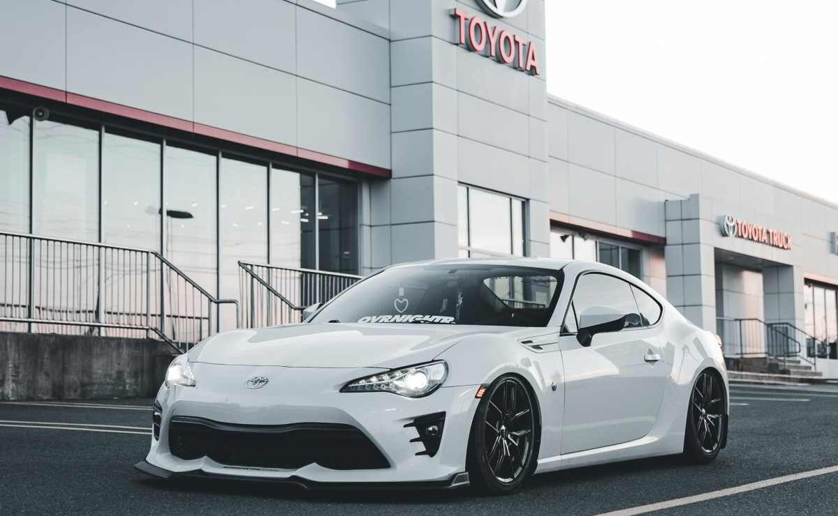 La Toyota diventa la nuova auto per ricchi: questo motore ha fatto diventare verdi d’invidia gli ingegneri Ferrari