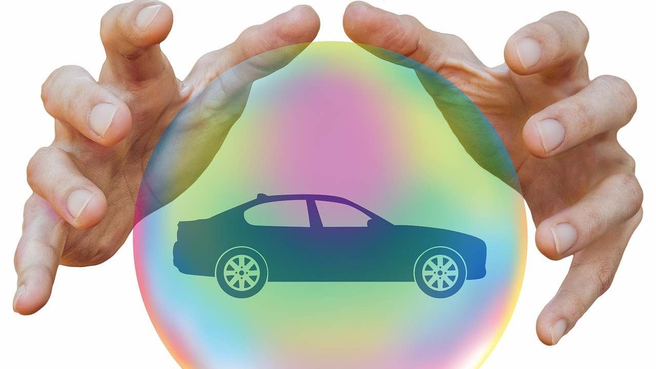 aumento assicurazione (pixabay)